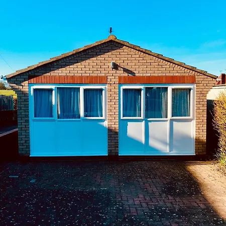 The Chalet Beverley Exterior photo